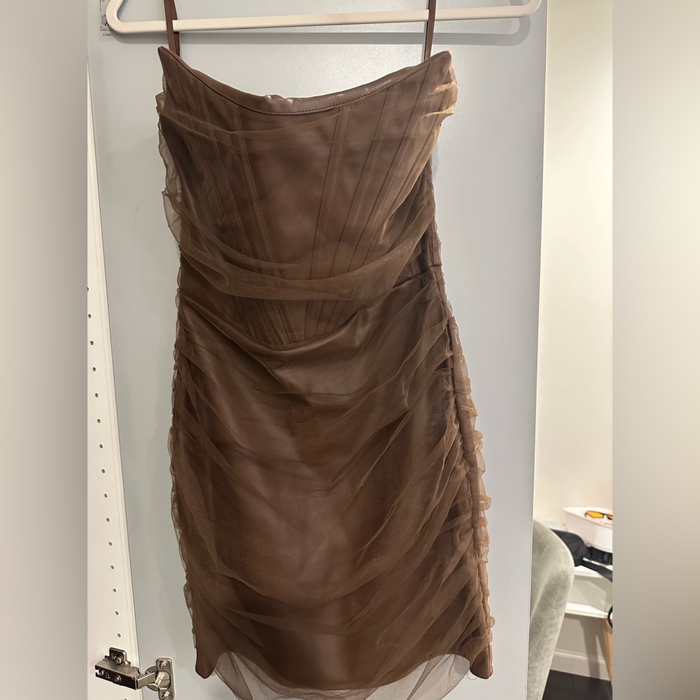 Elegant Brown Strapless Dress